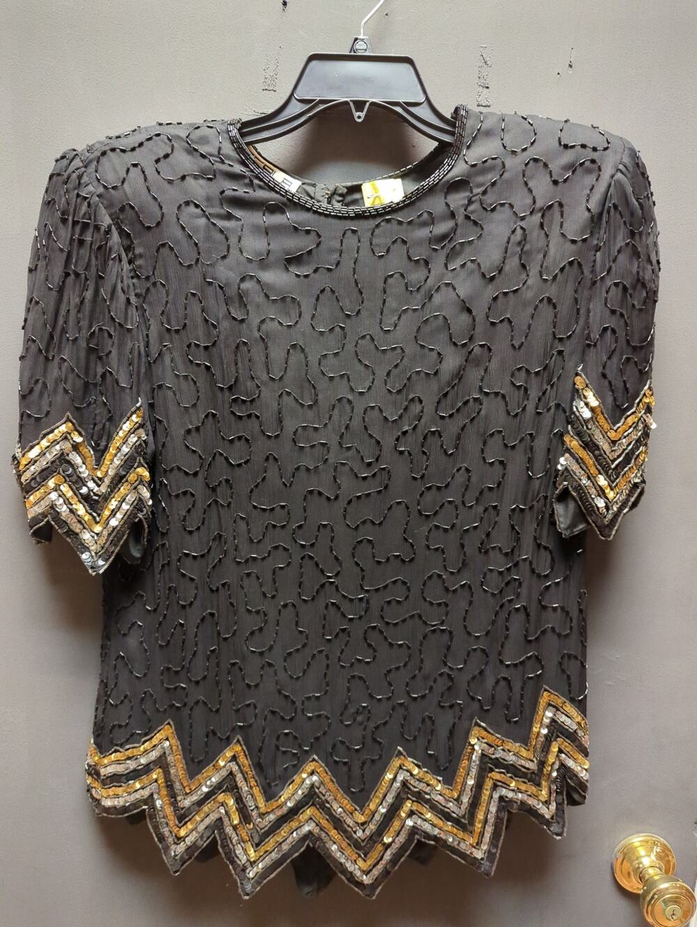 Vintage Scala Size 1X silk Black beaded blouse short sleeve Black Gold Chevrons